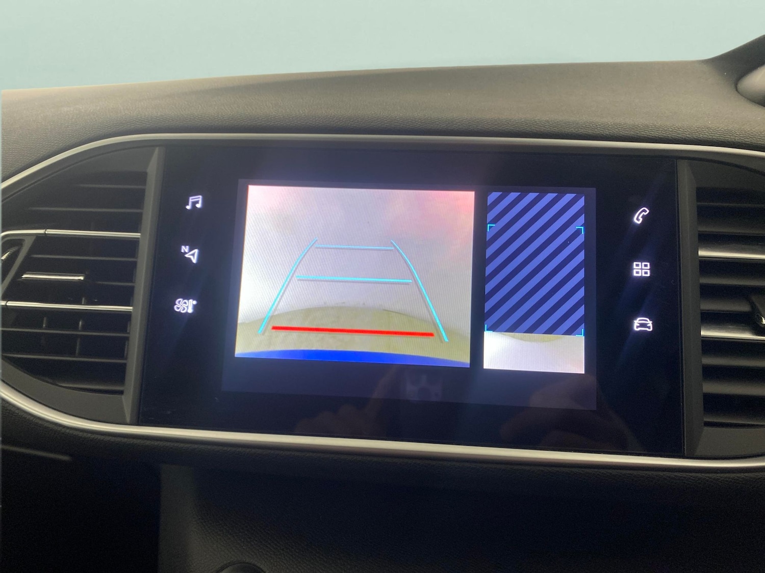 Used Peugeot 308 SW 2021 for sale - 77619663: Photo 17