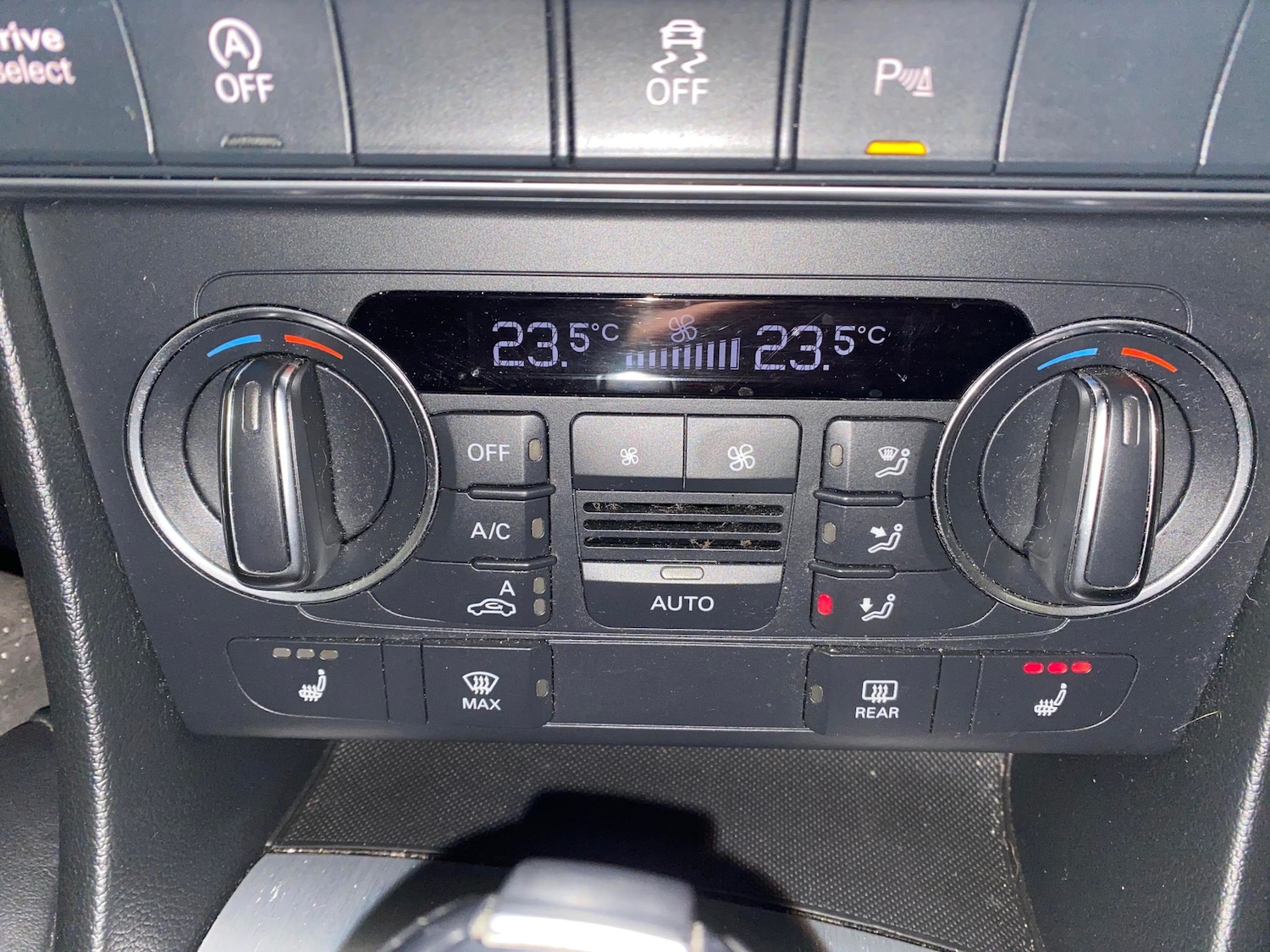 Used Audi Q3 2017 for sale - 76362454: Photo 27