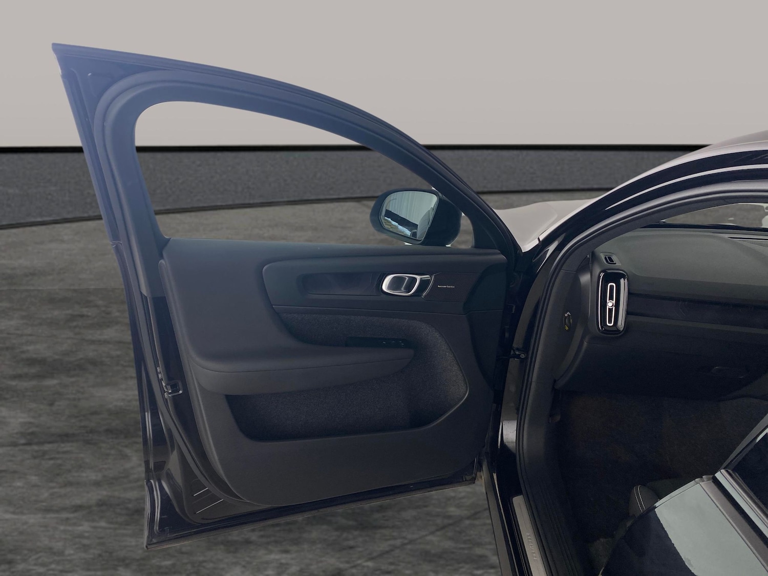 Used Volvo C40 2023 for sale - 78118467: Photo 23