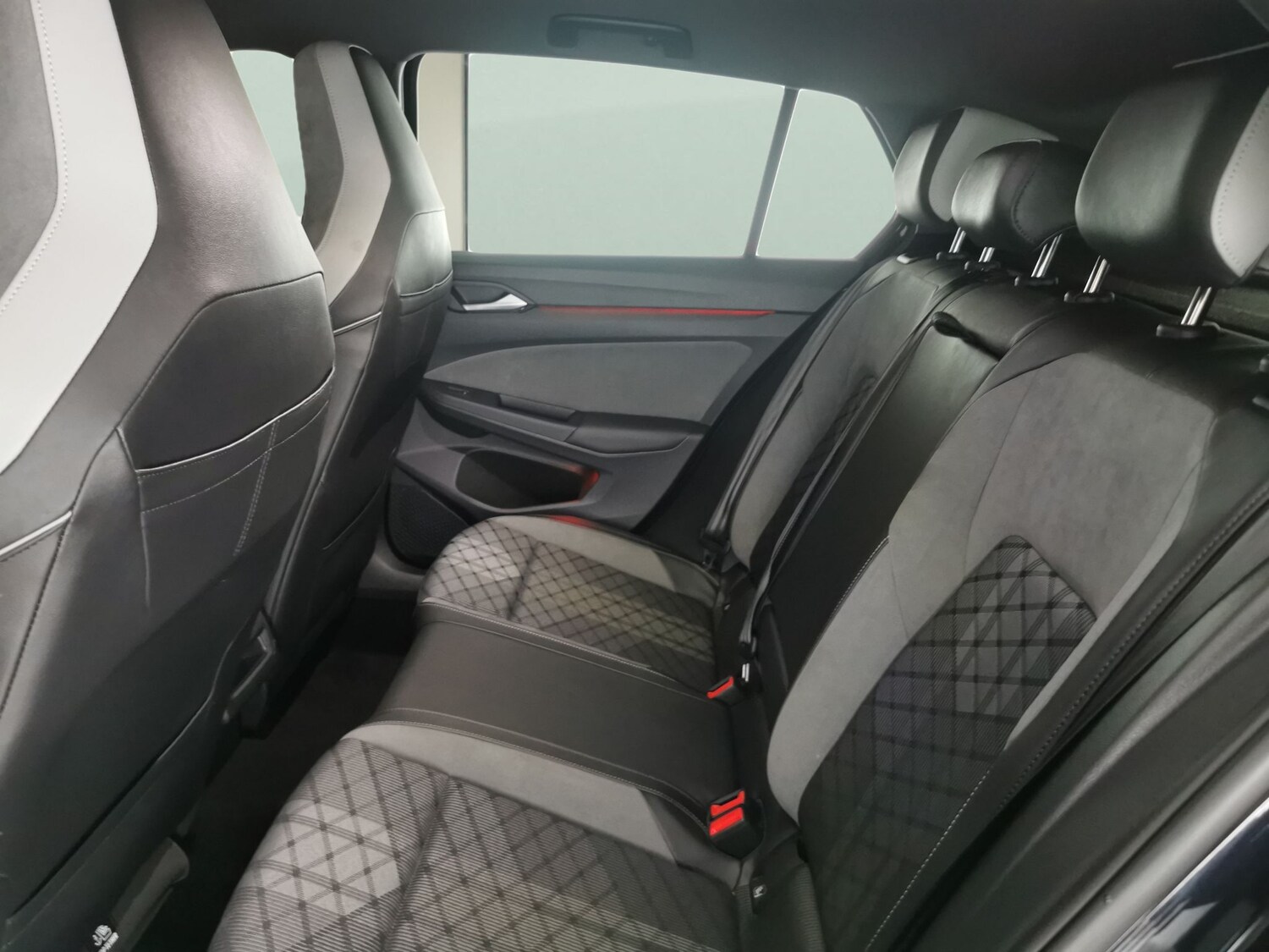 Used Volkswagen Golf for sale - 77365007: Photo 24