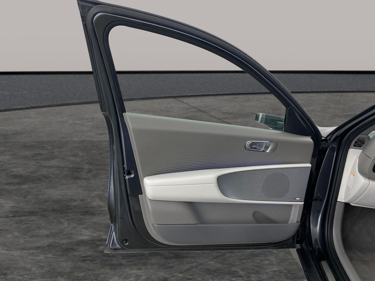 Used Hyundai IONIQ 6 2024 for sale - 77965746: Photo 27