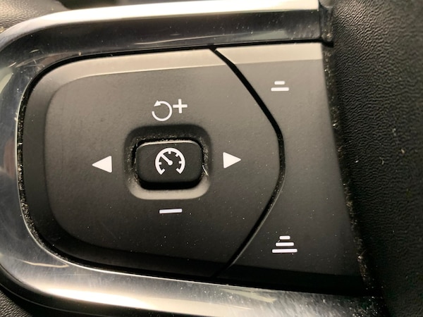 Used Volvo XC40 2022 for sale - 76320514: Photo 24