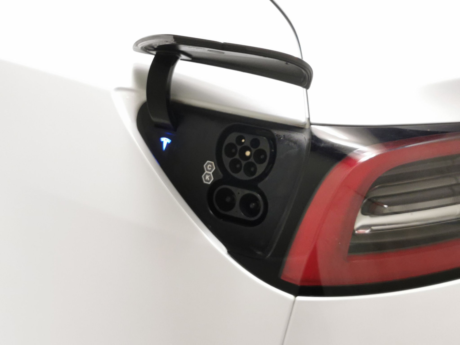 Used Tesla Model 3 2021 for sale - 77635713: Photo 32