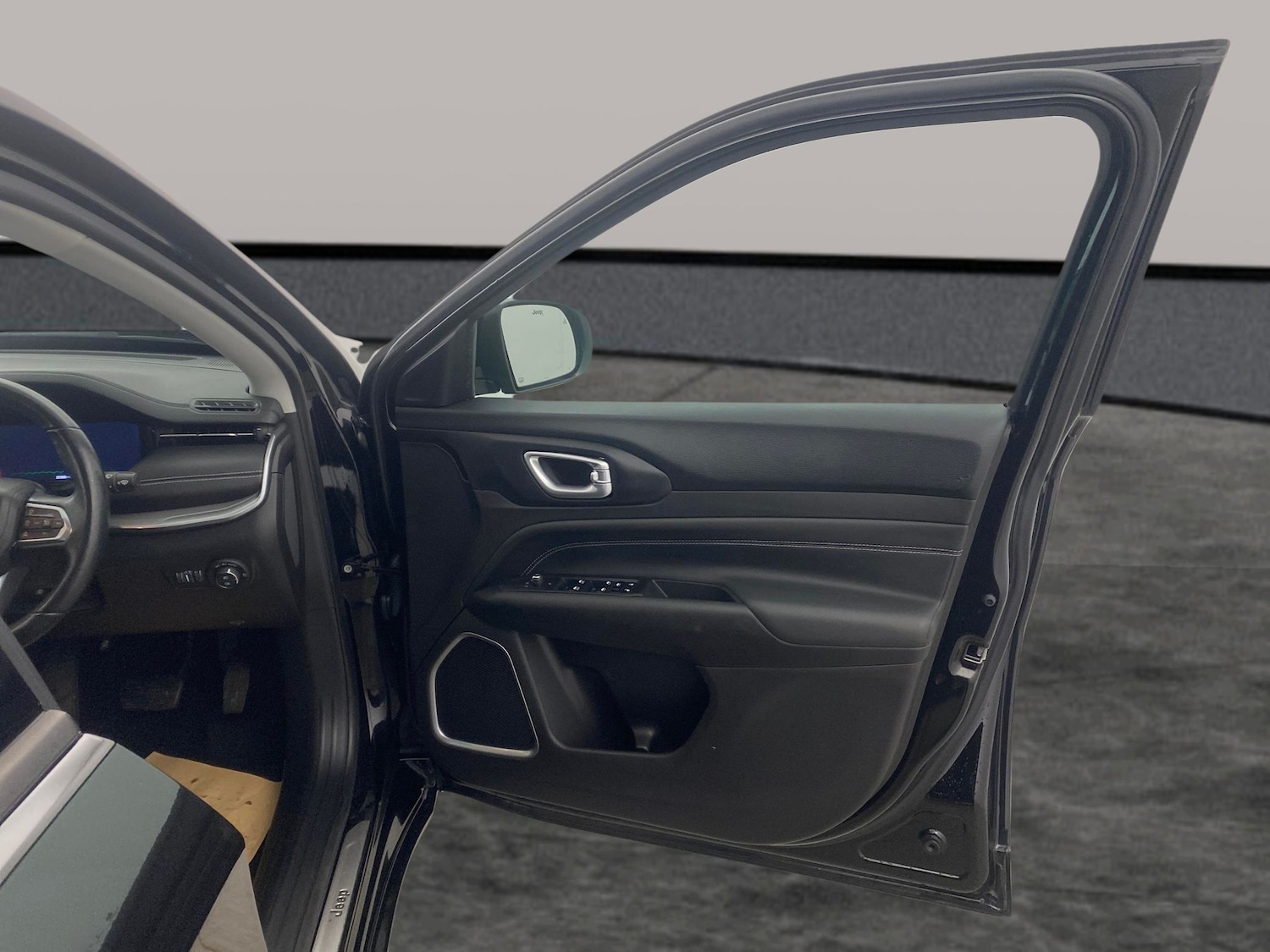 Used Jeep Compass 2023 for sale - 77208014: Photo 29