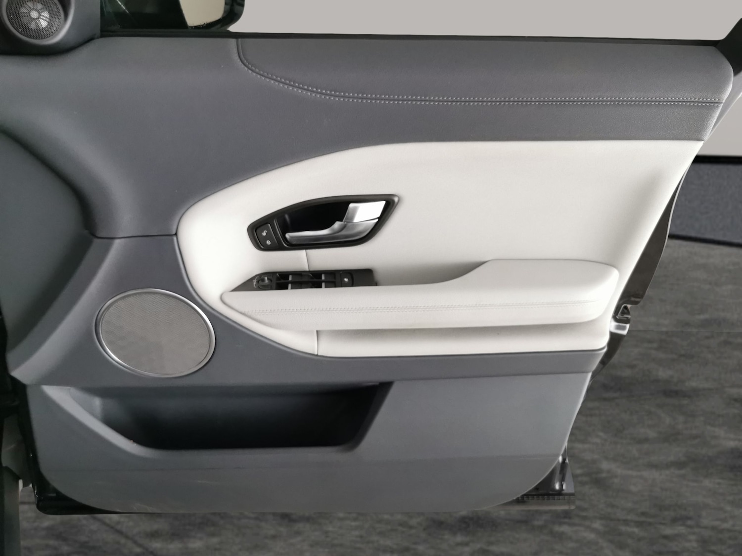 Used Land Rover Range Rover Evoque 2019 for sale - 76919525: Photo 28