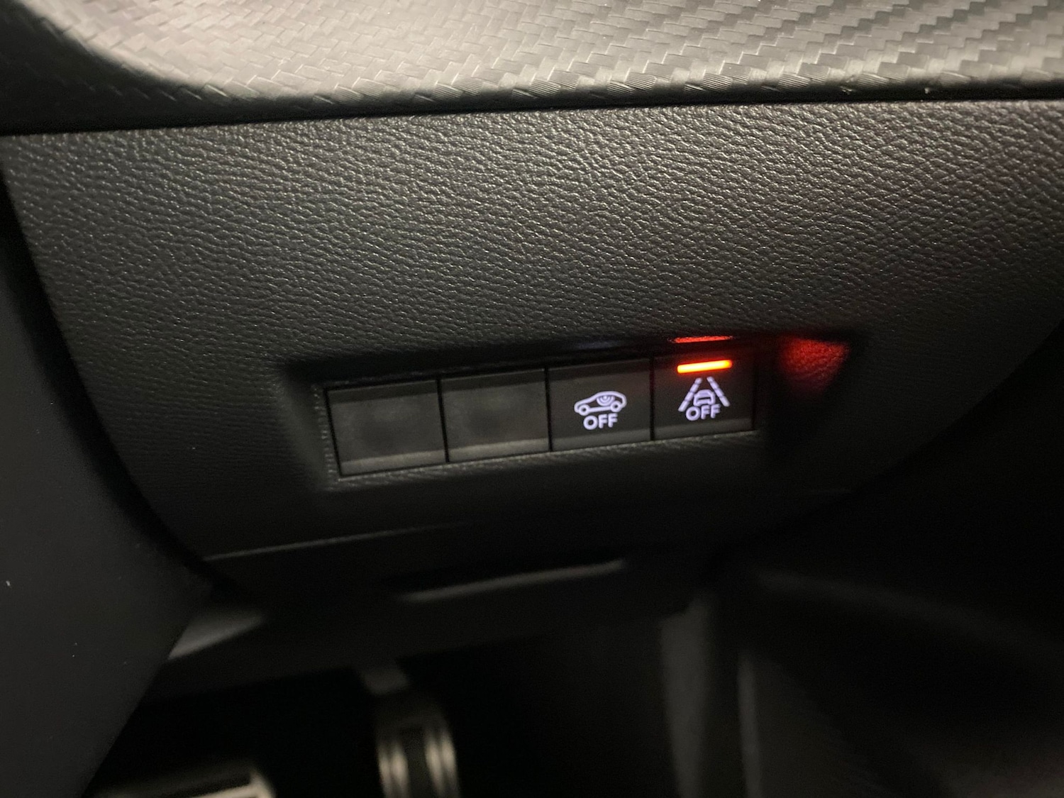 Used Peugeot E-2008 2022 for sale - 76303162: Photo 28