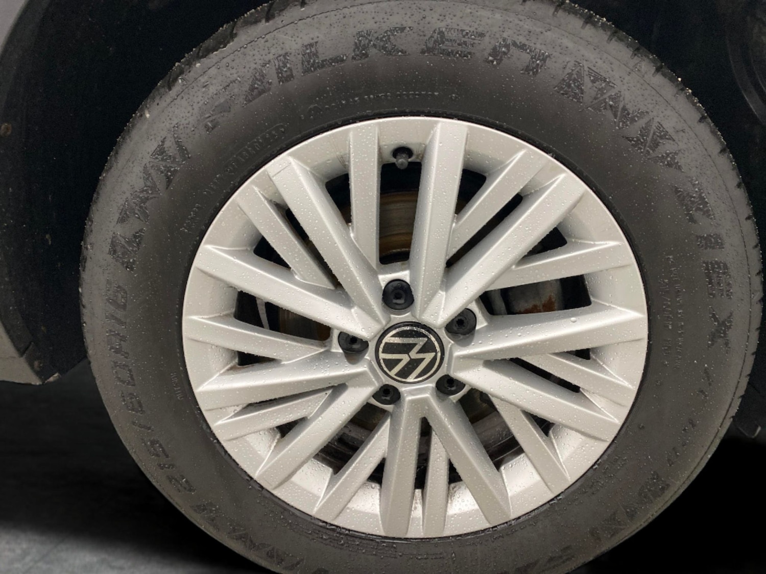 Used Volkswagen T-Roc 2023 for sale - 76566111: Photo 17