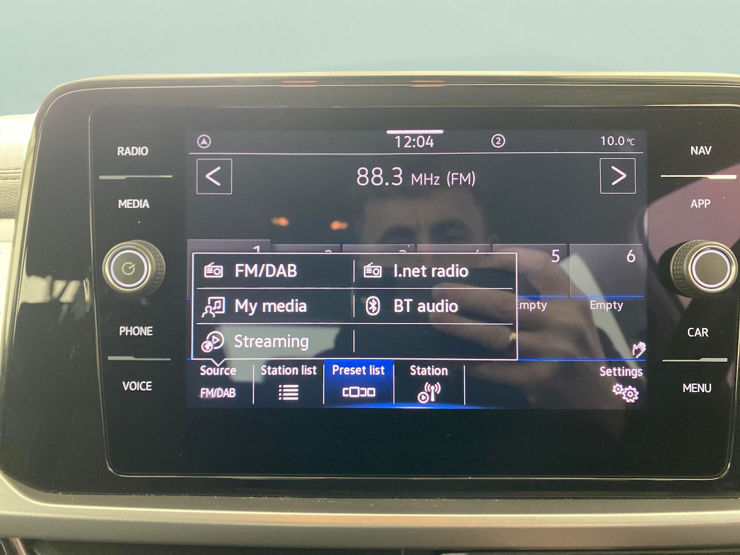 Used Volkswagen T-Roc 2023 for sale - 76566111: Photo 5