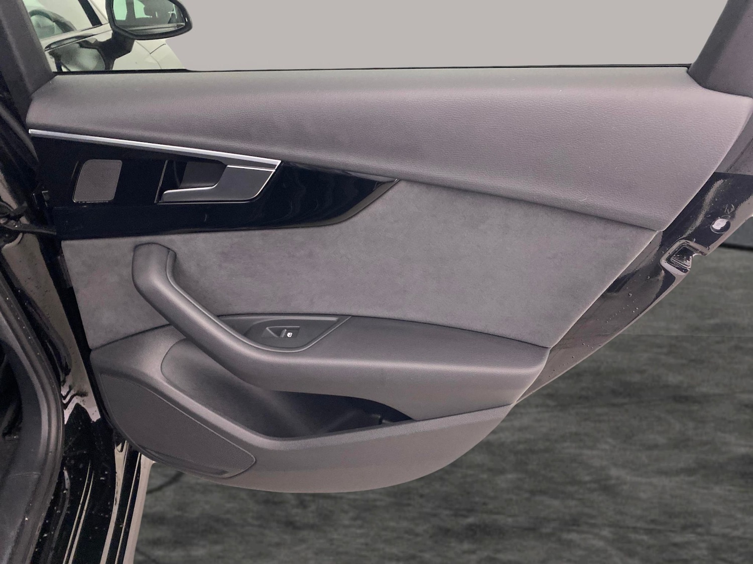 Used Audi A4 Avant 2023 for sale - 76426158: Photo 34