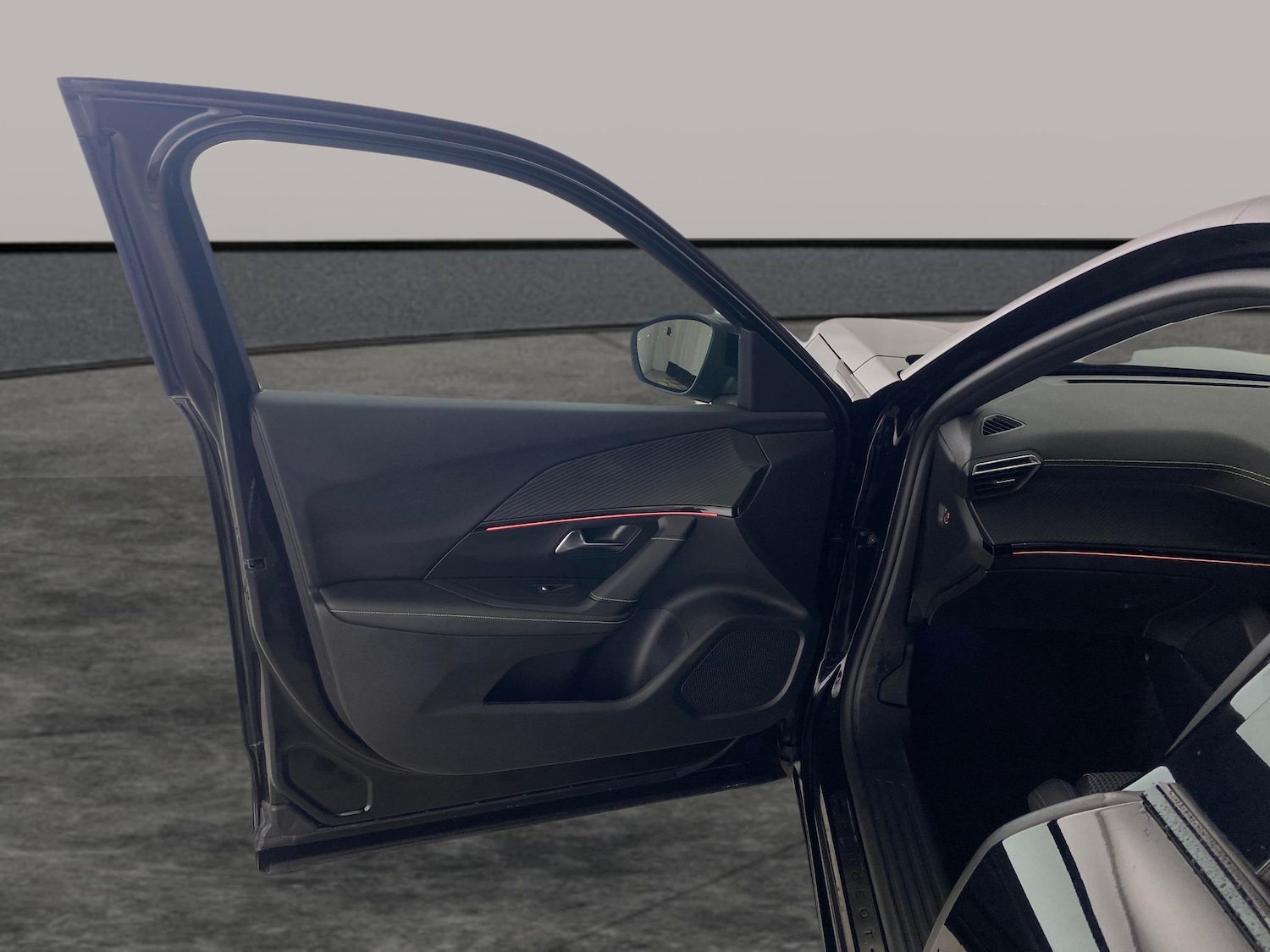 Used Peugeot E-2008 2023 for sale - 77031825: Photo 24