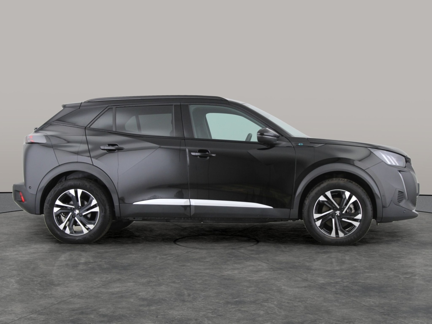 Used Peugeot E-2008 2023 for sale - 77031825: Photo 9