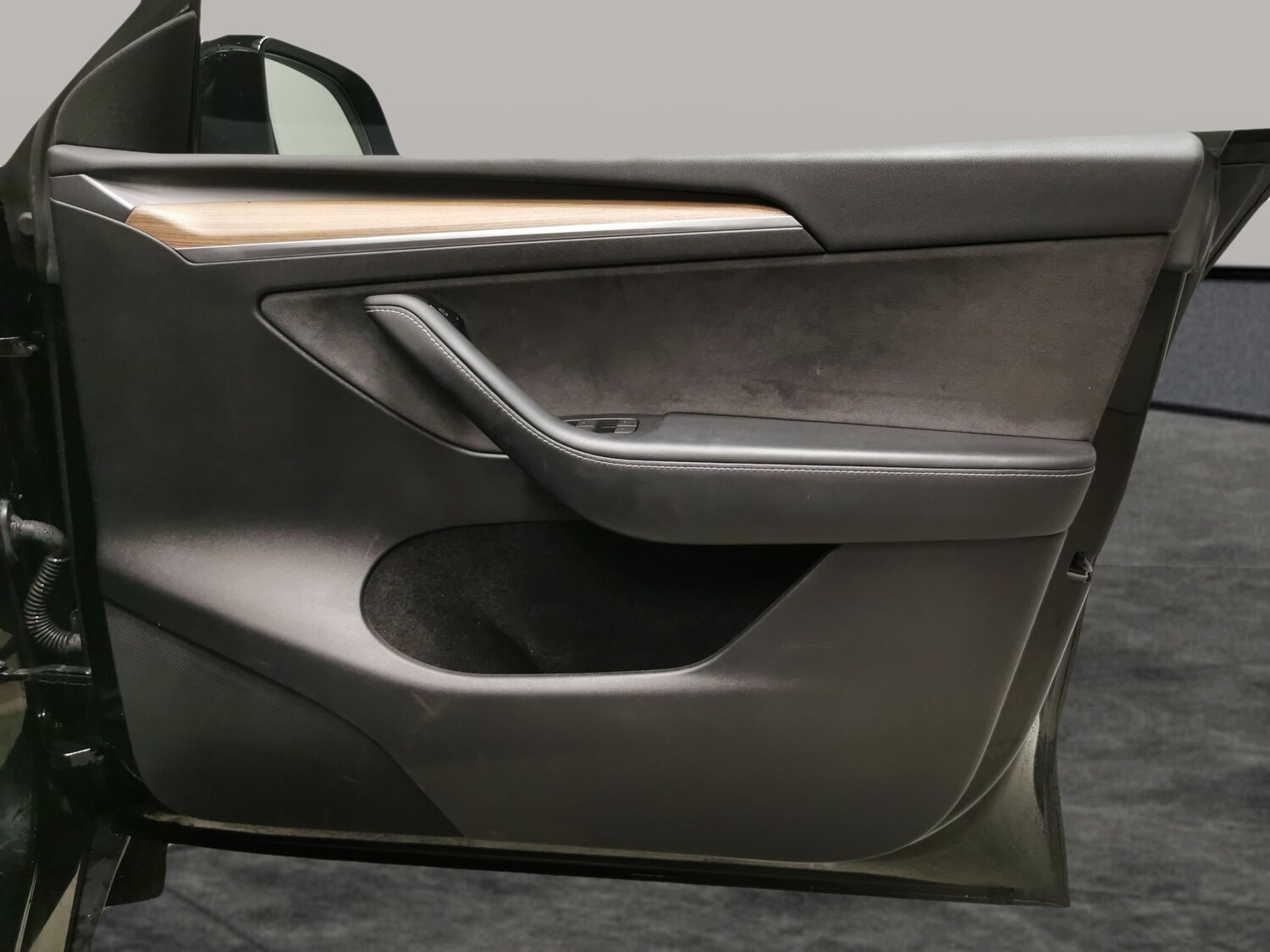 Used Tesla Model Y 2023 for sale - 77490441: Photo 30