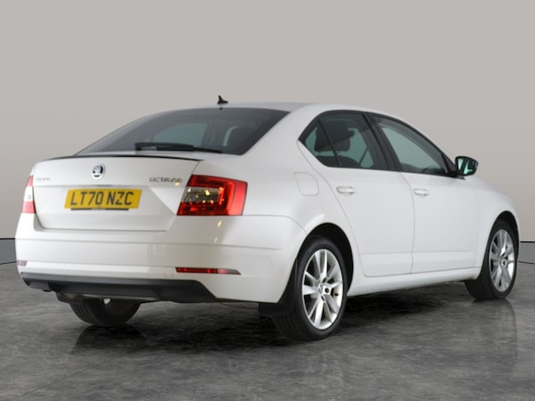 Used Skoda Octavia 2020 for sale - 76162523: Photo 12