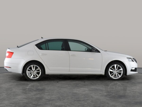 Used Skoda Octavia 2020 for sale - 76162523: Photo 13