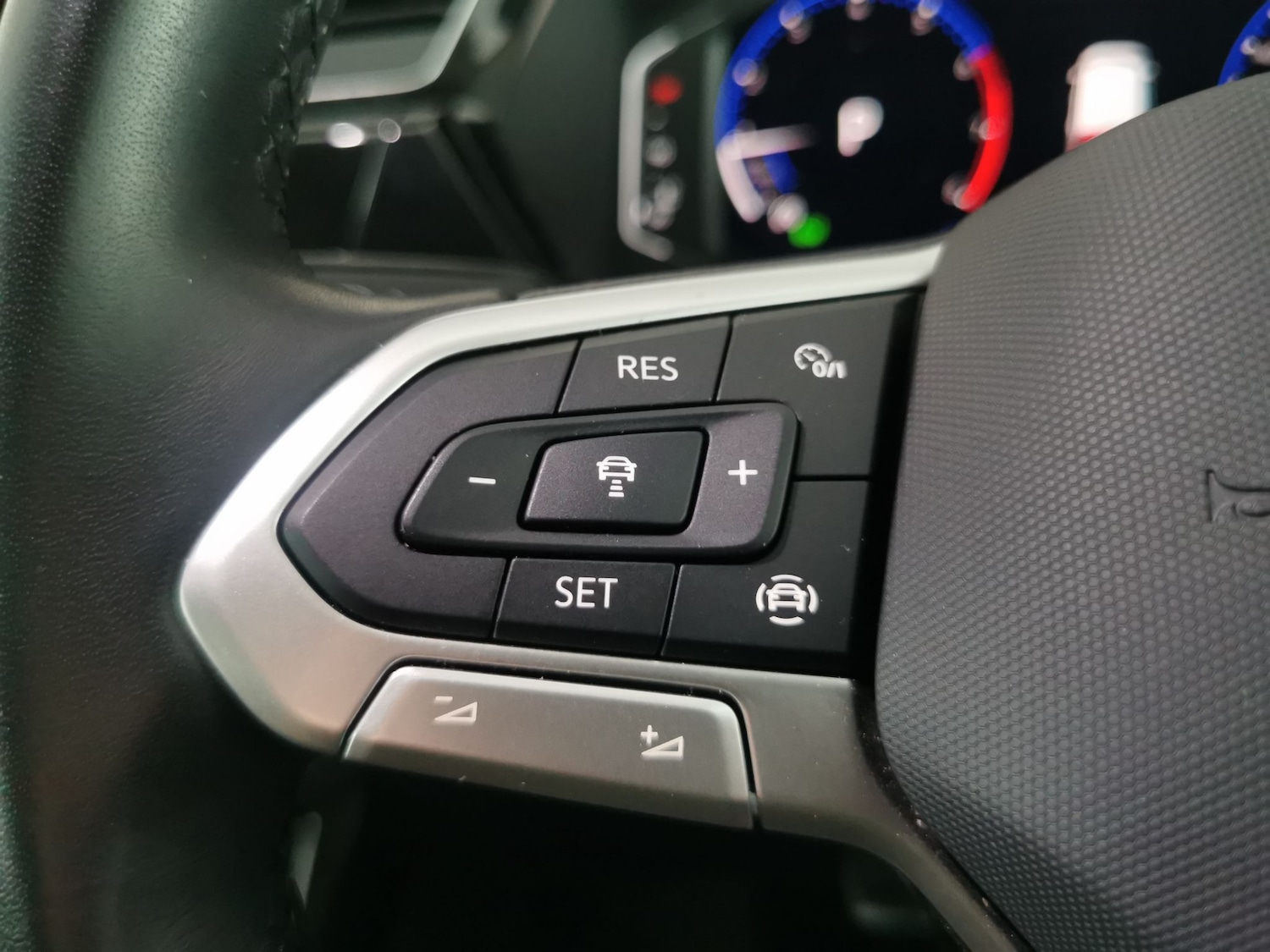 Used Volkswagen Touran 2022 for sale - 77235704: Photo 16