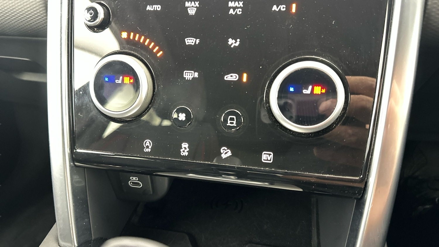 Used Land Rover Discovery Sport 2022 for sale - 77354167: Photo 28