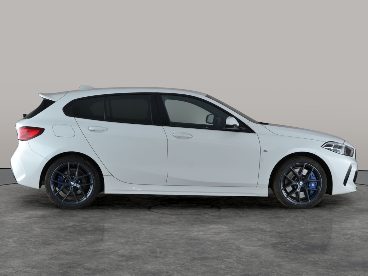 Used BMW 1 Series 2023 for sale - 77557063: Photo 8