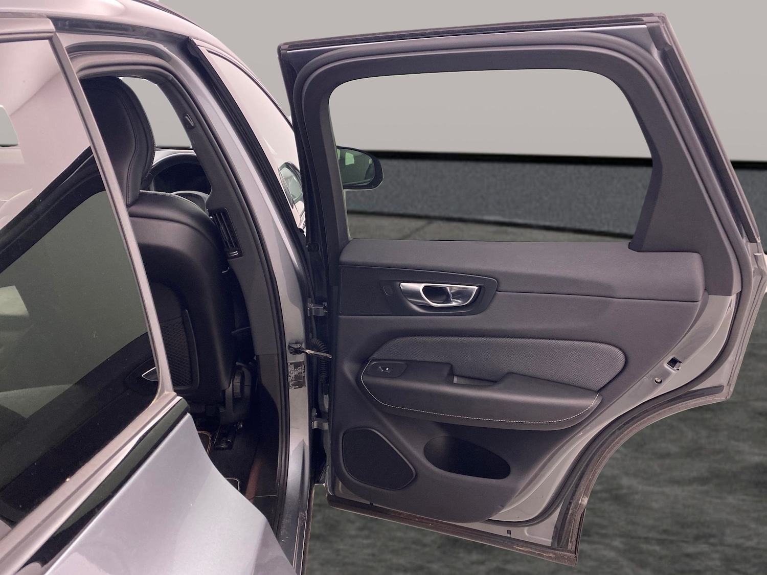 Used Volvo XC60 2020 for sale - 77127878: Photo 27