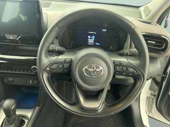 Used Toyota Yaris Cross 2023 for sale - 75250865: Photo