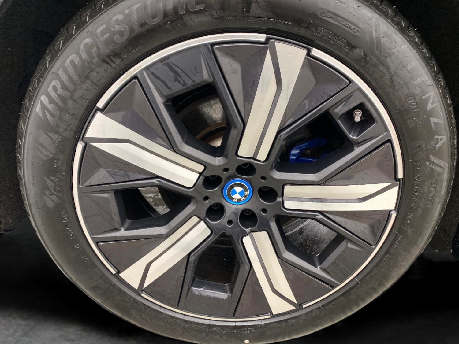 Used BMW iX 2022 for sale - 76947105: Photo 23