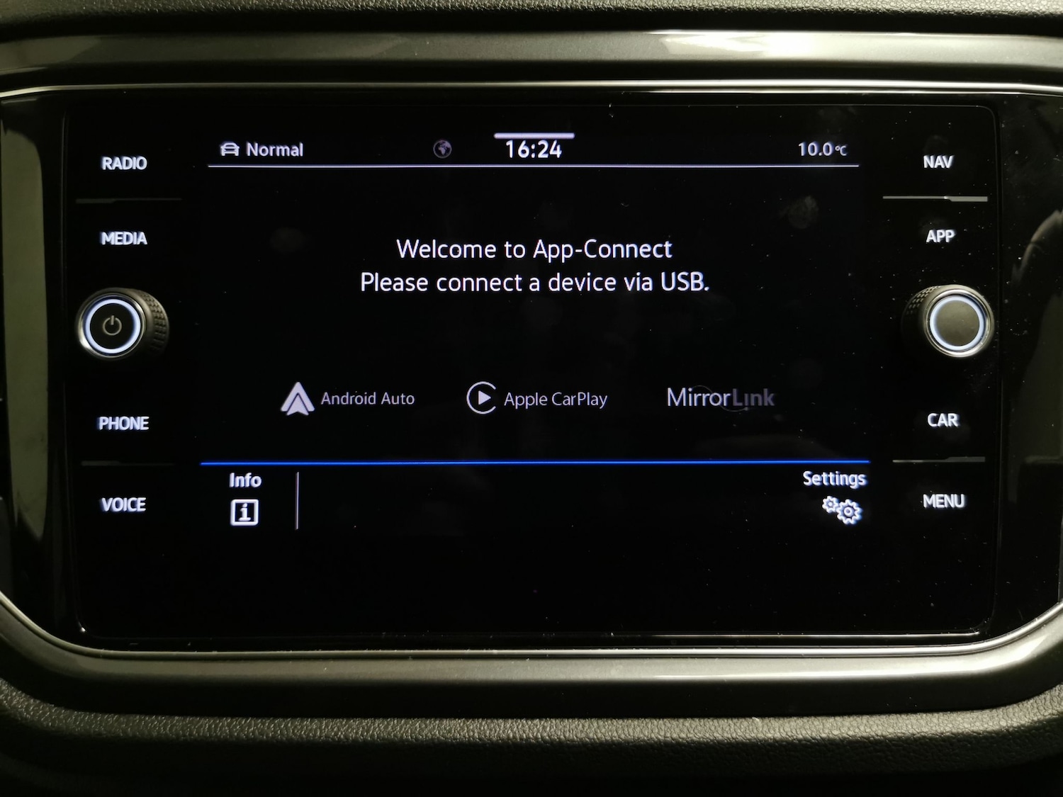 Used Volkswagen T-Roc 2021 for sale - 77911629: Photo 15