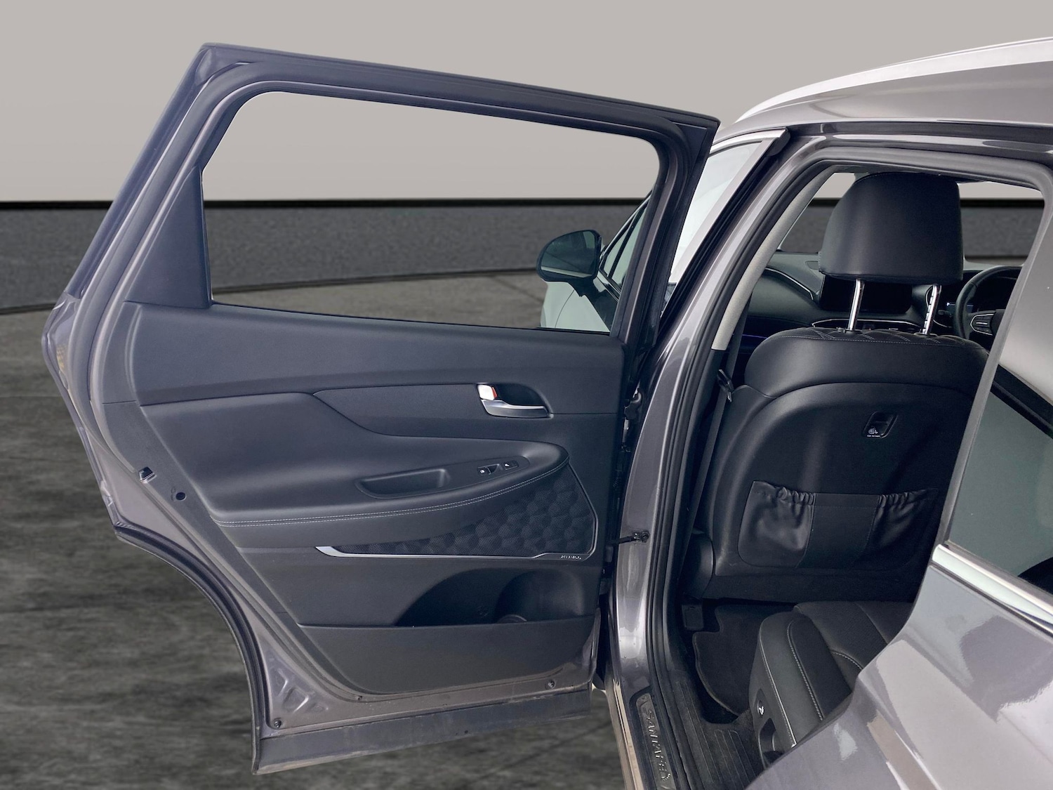 Used Hyundai Santa Fe 2023 for sale - 77581823: Photo 26