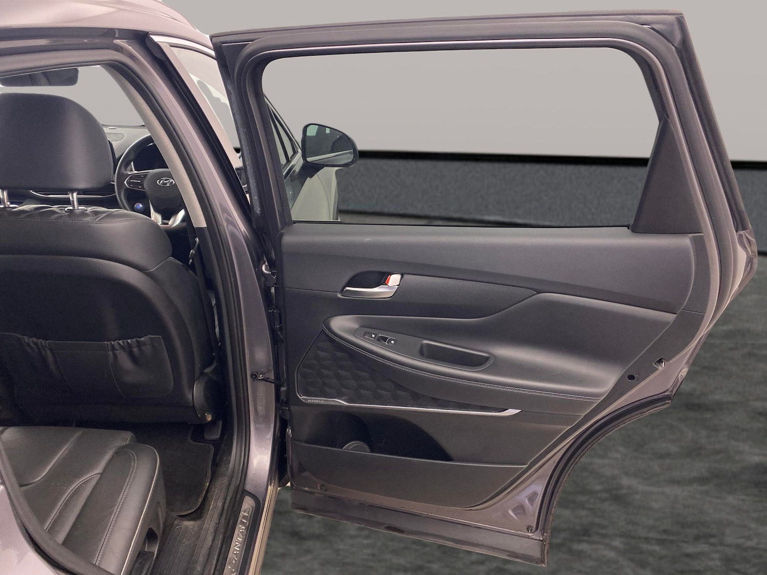 Used Hyundai Santa Fe 2023 for sale - 77581823: Photo 28