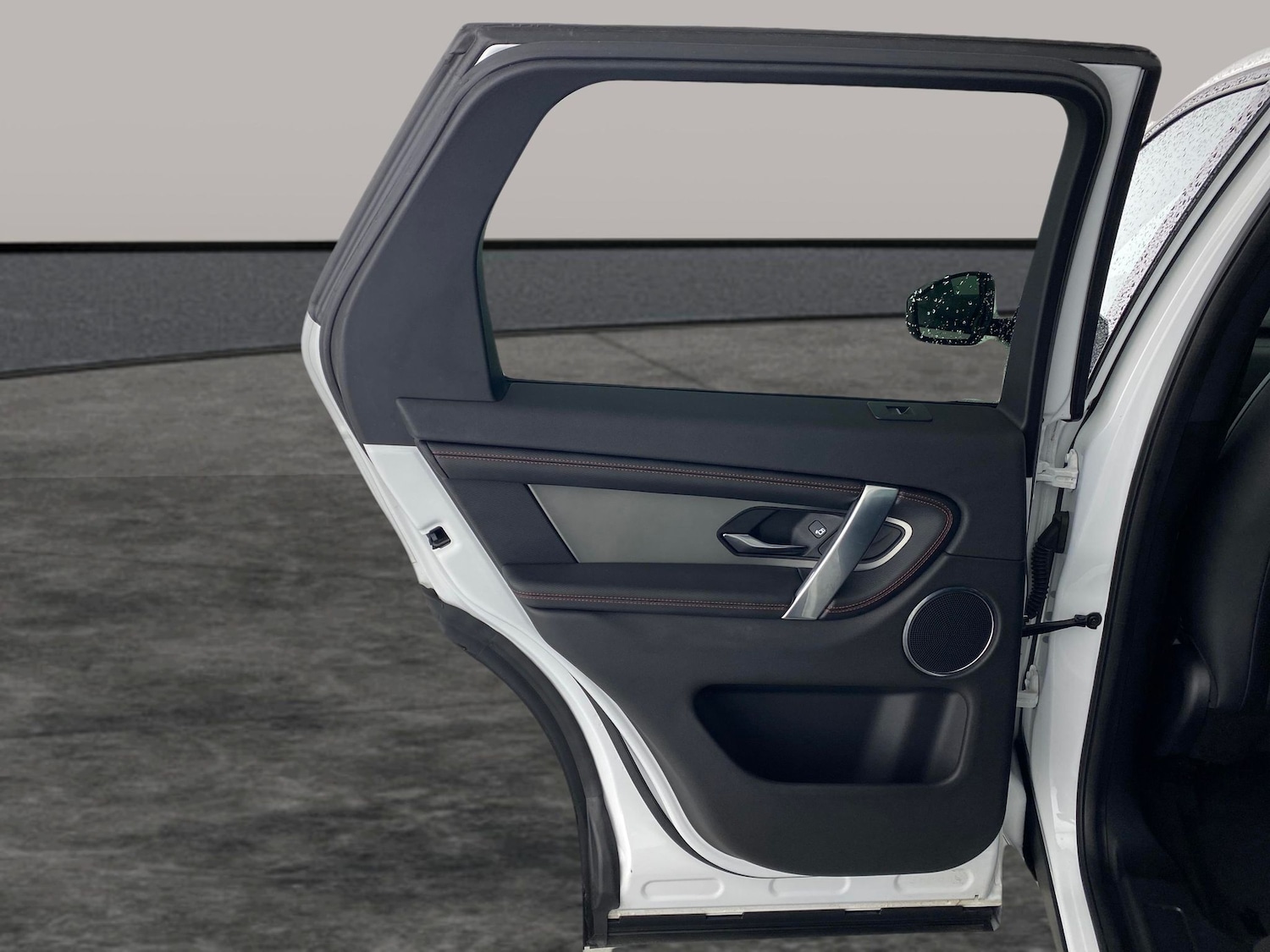 Used Land Rover Discovery Sport 2022 for sale - 78079261: Photo 28