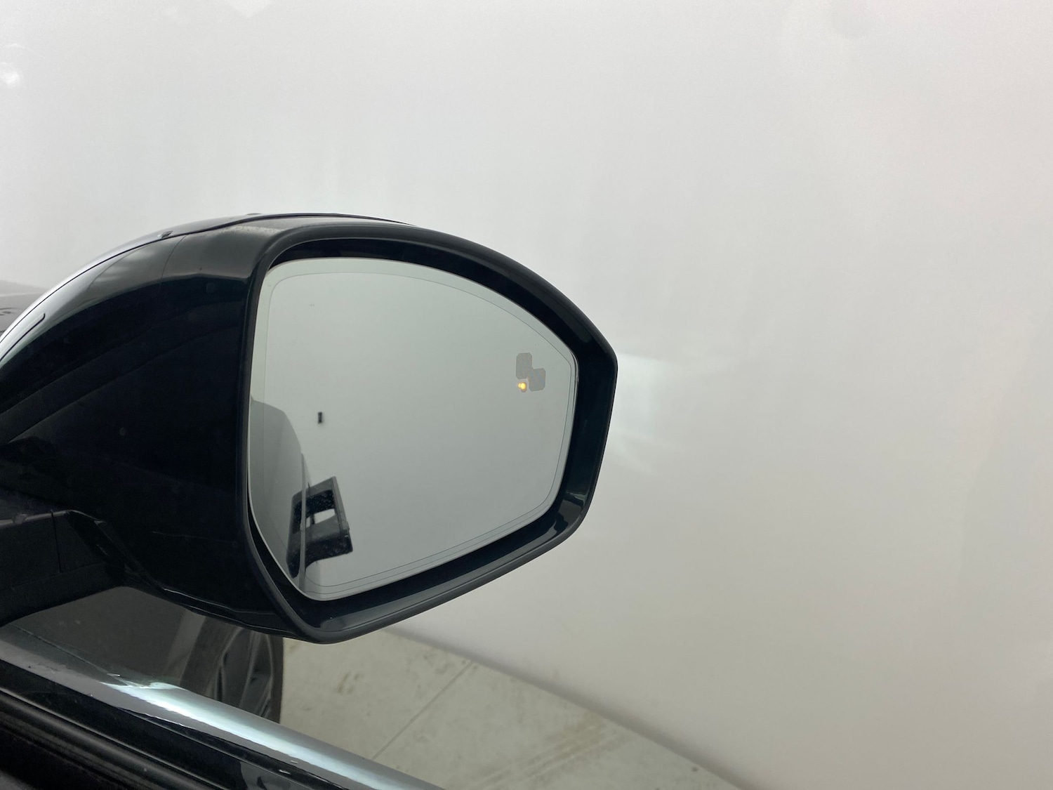 Used Land Rover Range Rover Velar 2021 for sale - 76693956: Photo 15