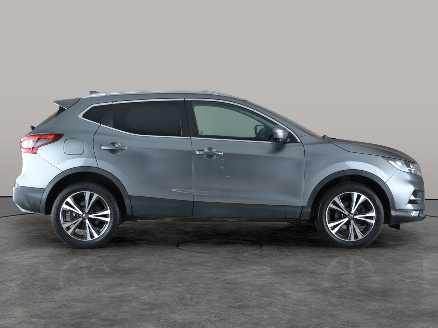 Used Nissan Qashqai 2018 for sale - 77360932: Photo 10