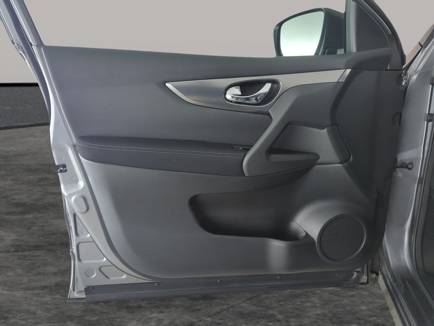 Used Nissan Qashqai 2018 for sale - 77360932: Photo 25