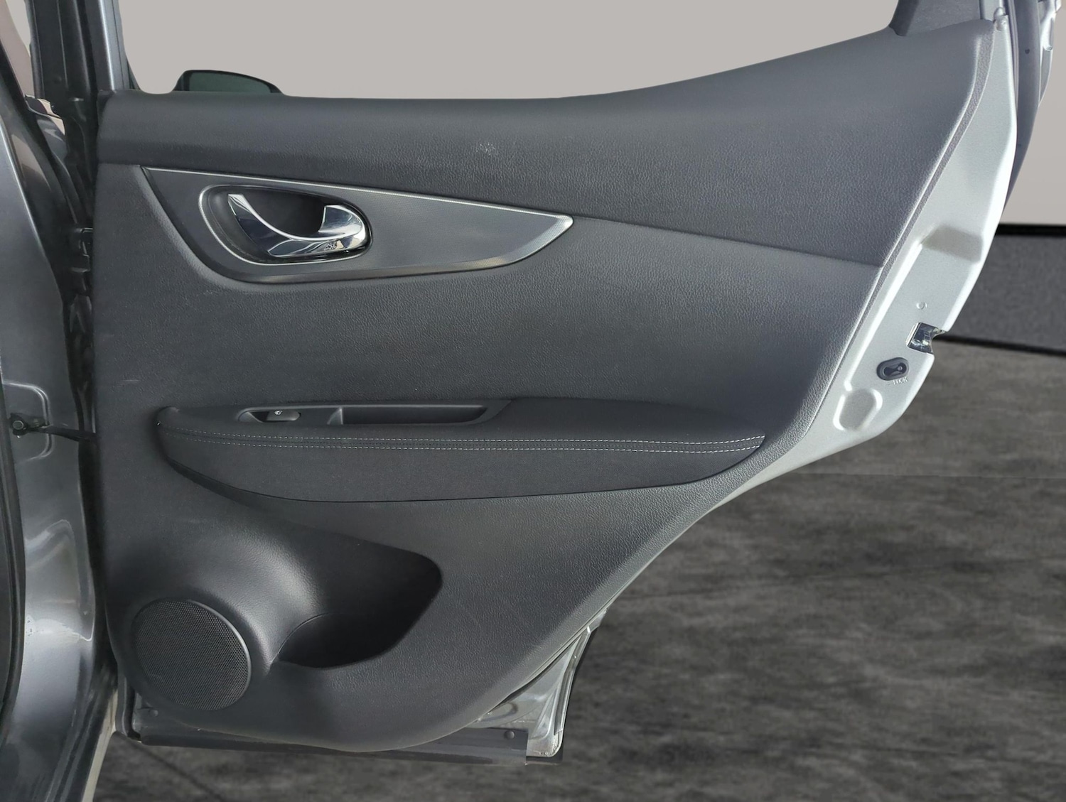 Used Nissan Qashqai 2018 for sale - 77360932: Photo 27