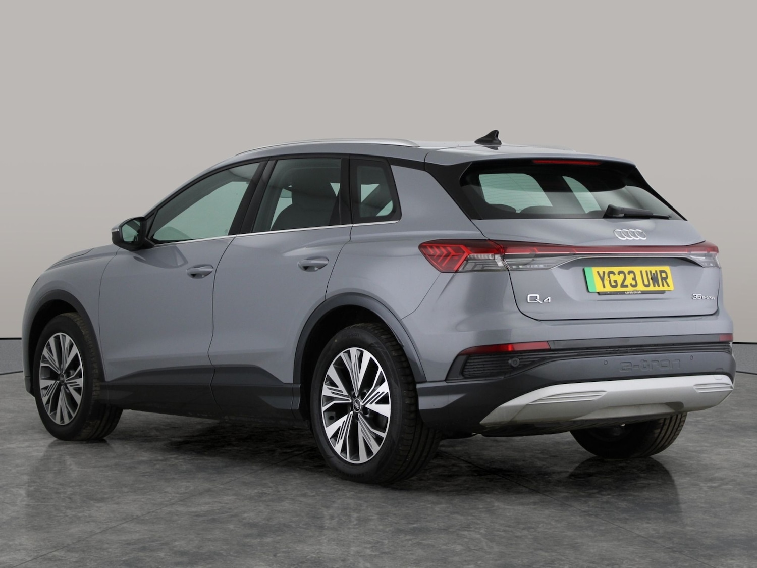 Used Audi Q4 e-tron 2023 for sale - 77897320: Photo 11