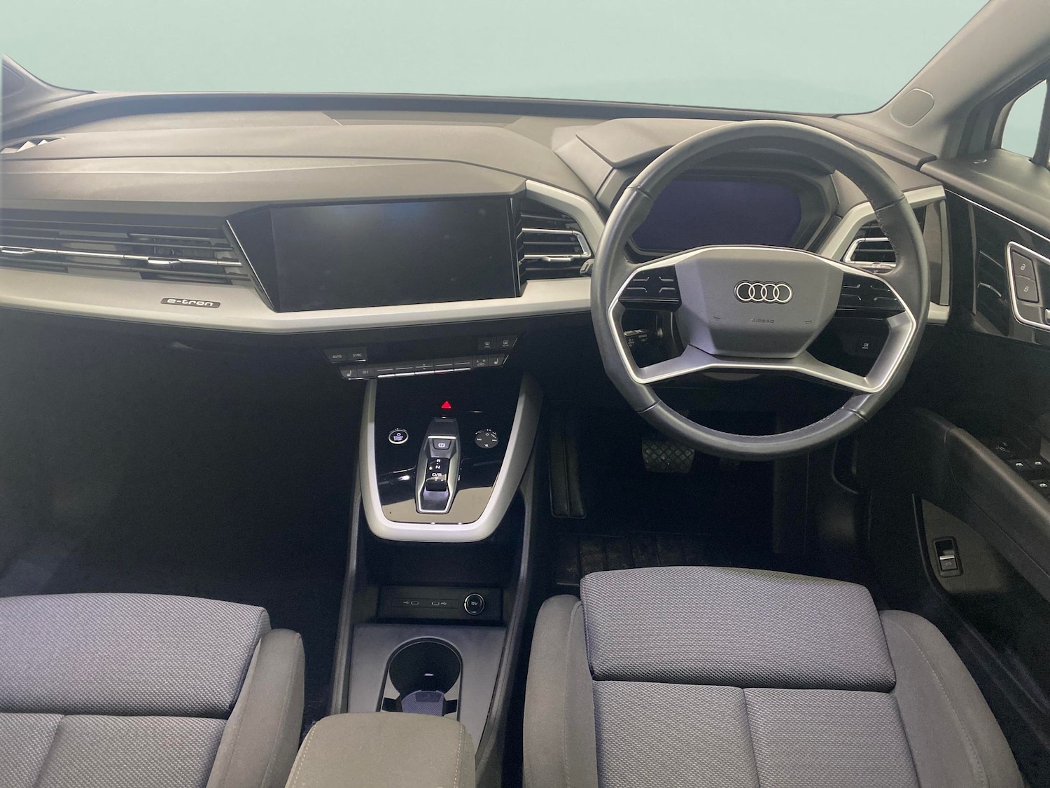 Used Audi Q4 e-tron 2023 for sale - 77897320: Photo 4