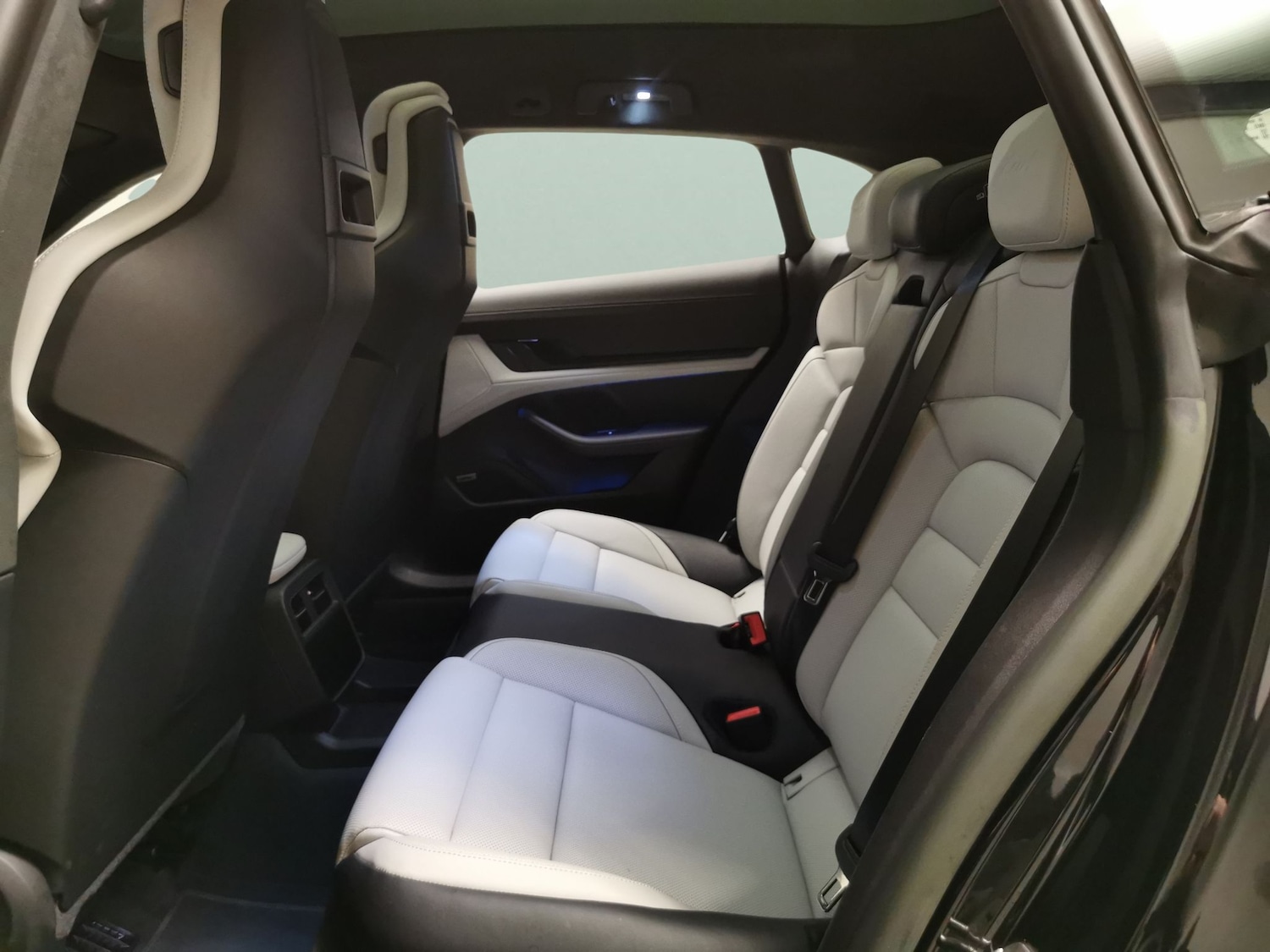 Used Porsche Taycan 2023 for sale - 76664729: Photo 41