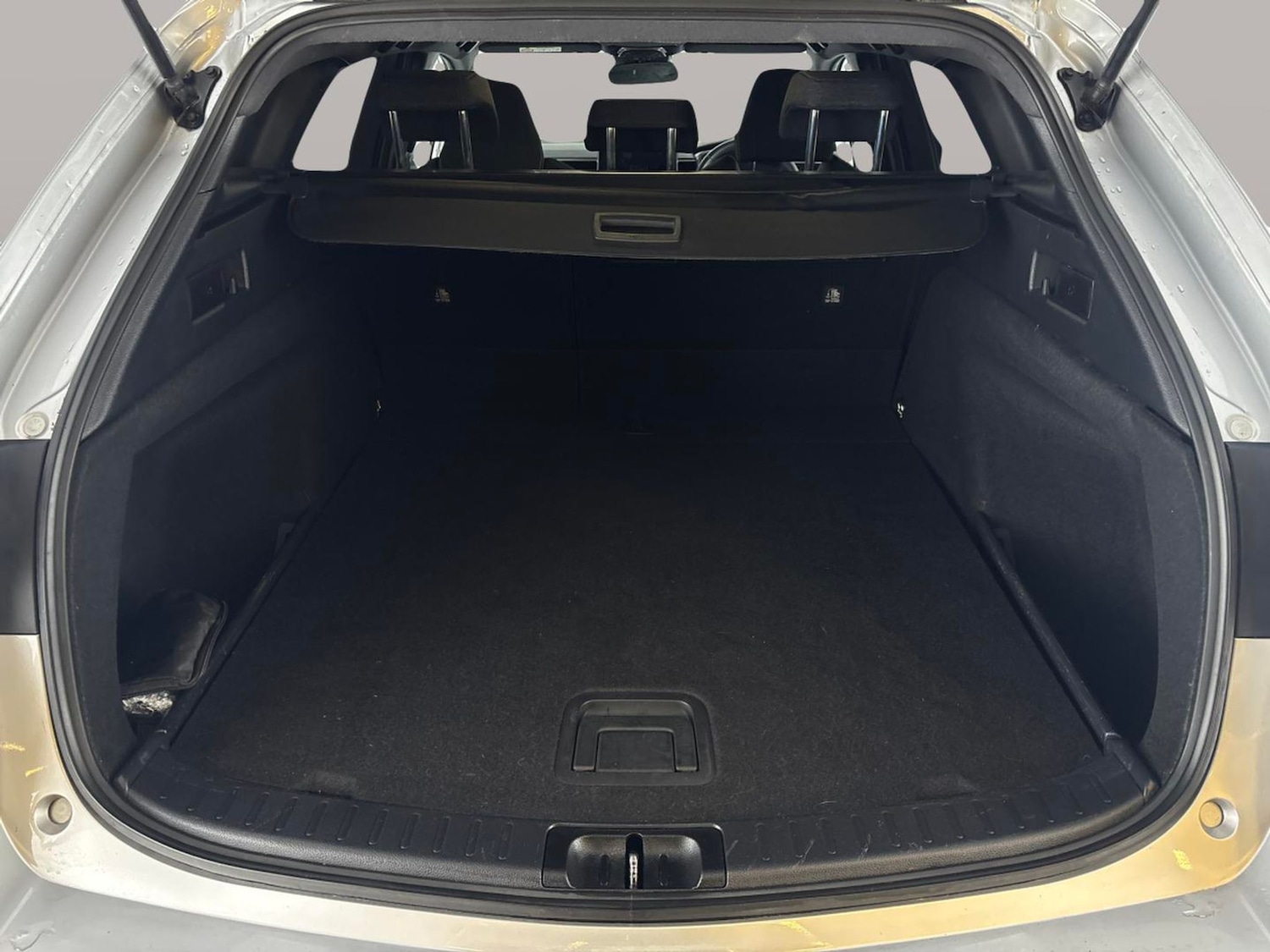 Used Toyota Corolla 2024 for sale - 76796902: Photo 37