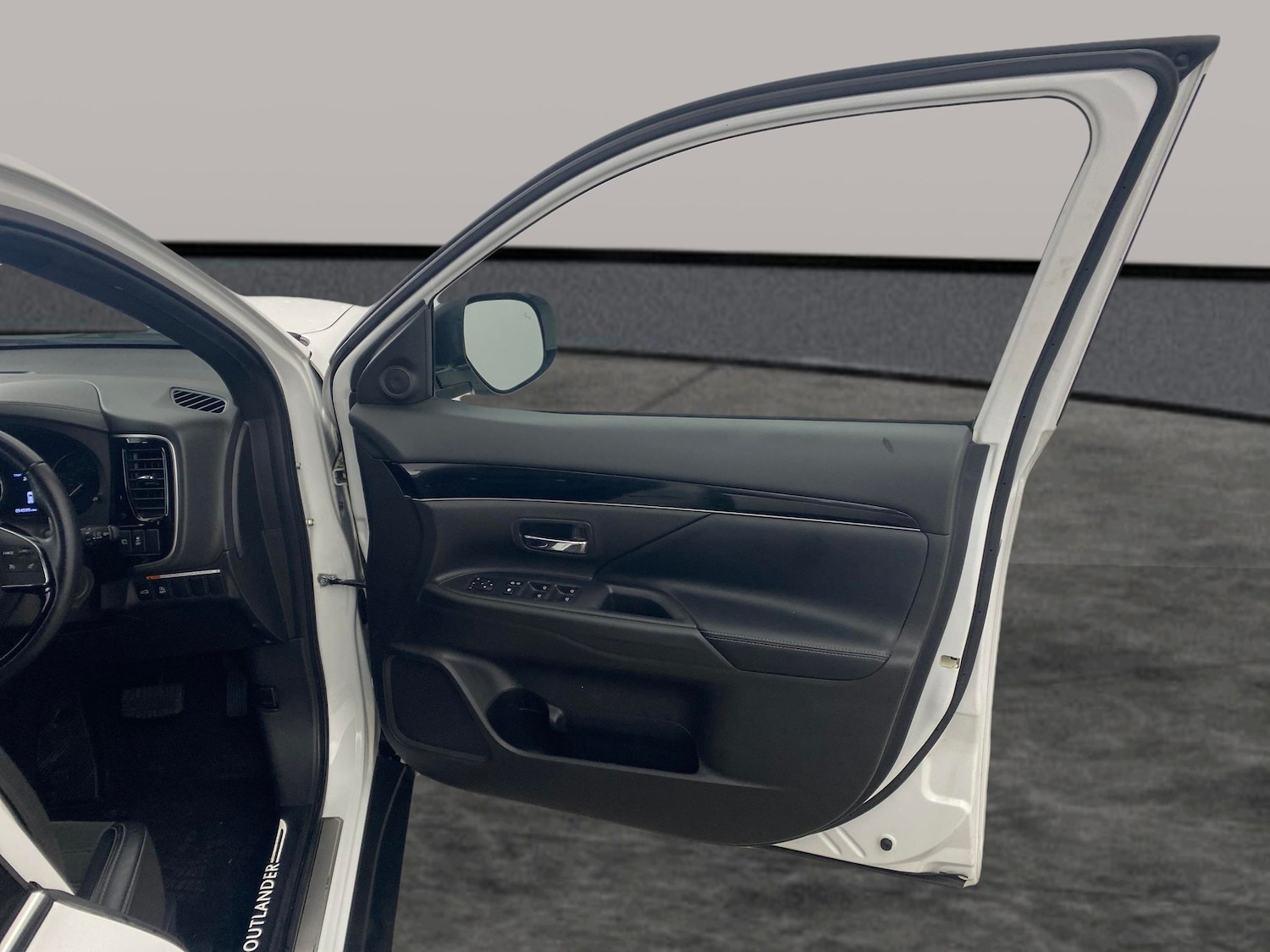 Used Mitsubishi Outlander 2019 for sale - 77650862: Photo 23