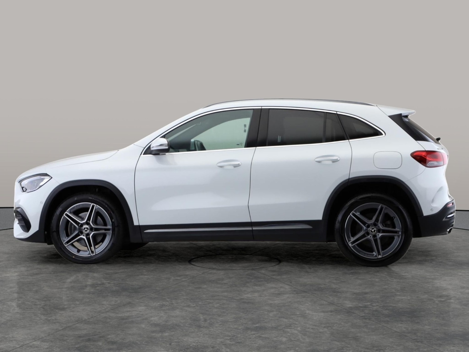 Used Mercedes-Benz GLA 2022 for sale - 77159734: Photo 9