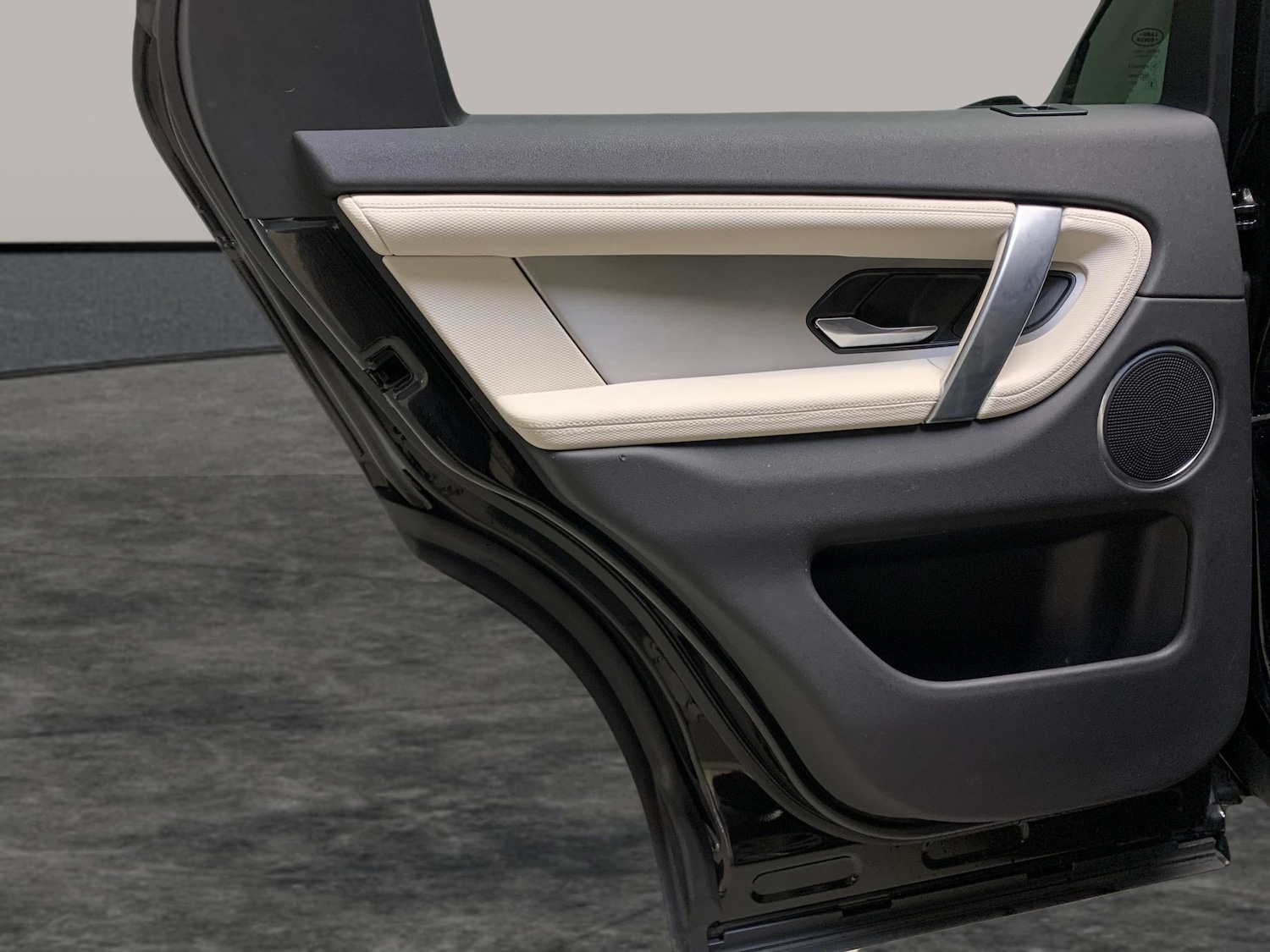 Used Land Rover Discovery Sport 2021 for sale - 77198685: Photo 26