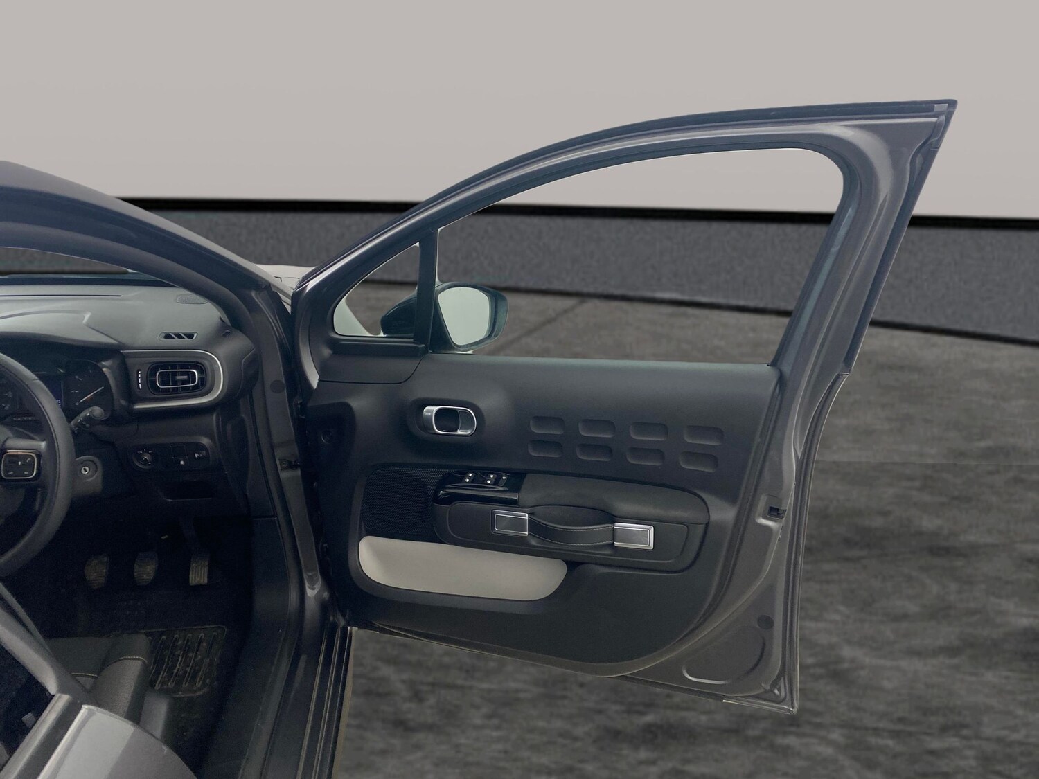 Used Citroen C3 2023 for sale - 77715923: Photo 23