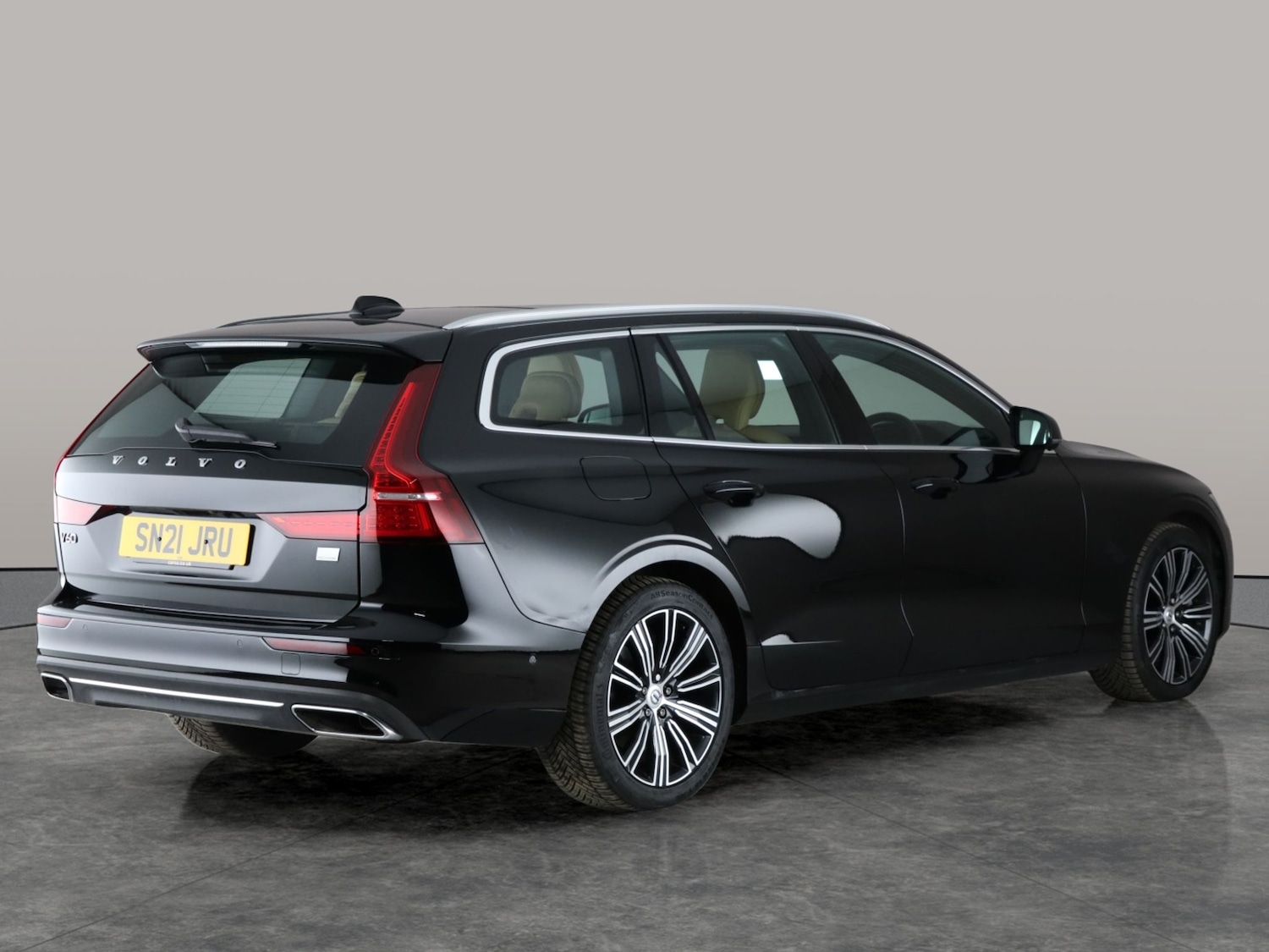 Used Volvo V60 2021 for sale - 76081355: Photo 14