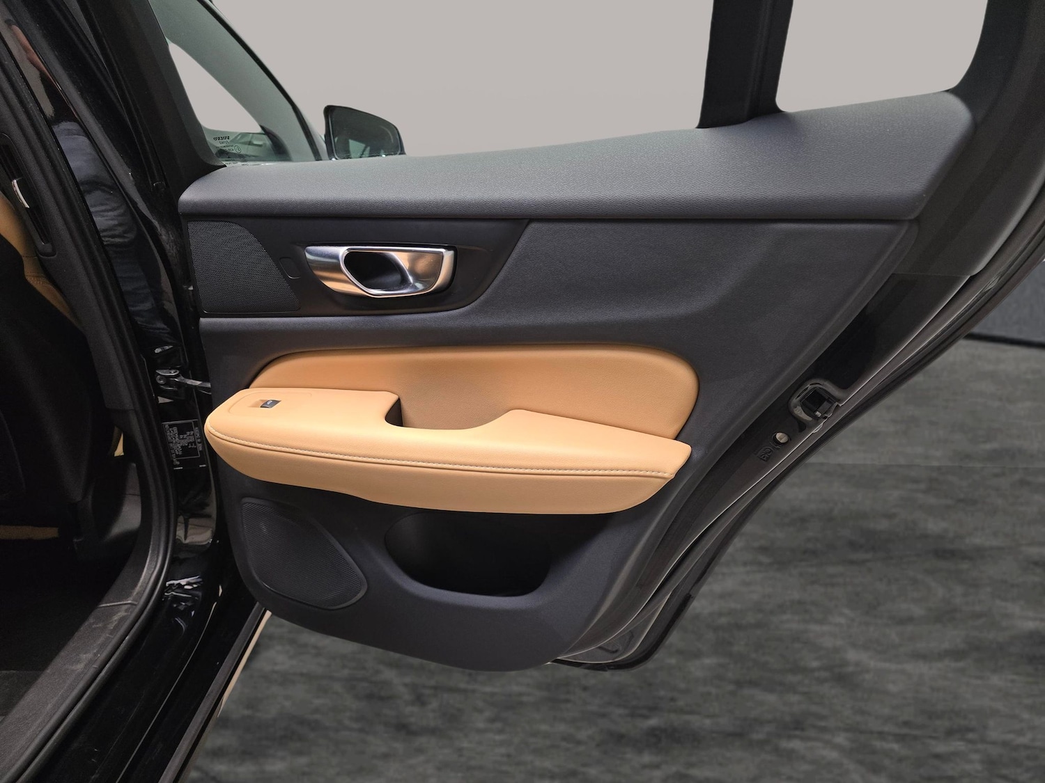 Used Volvo V60 2021 for sale - 76081355: Photo 34