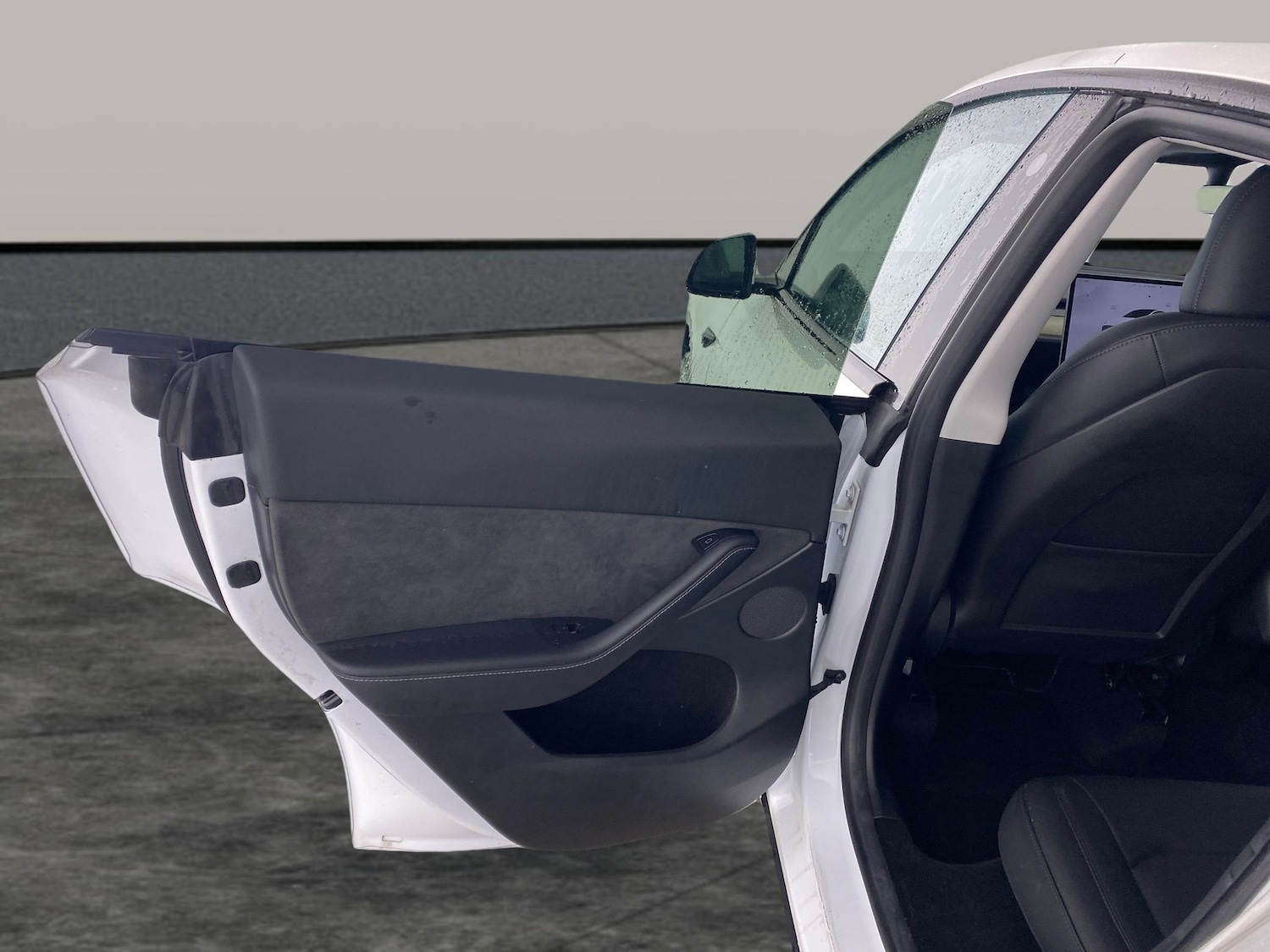 Used Tesla Model Y 2023 for sale - 77778897: Photo 23