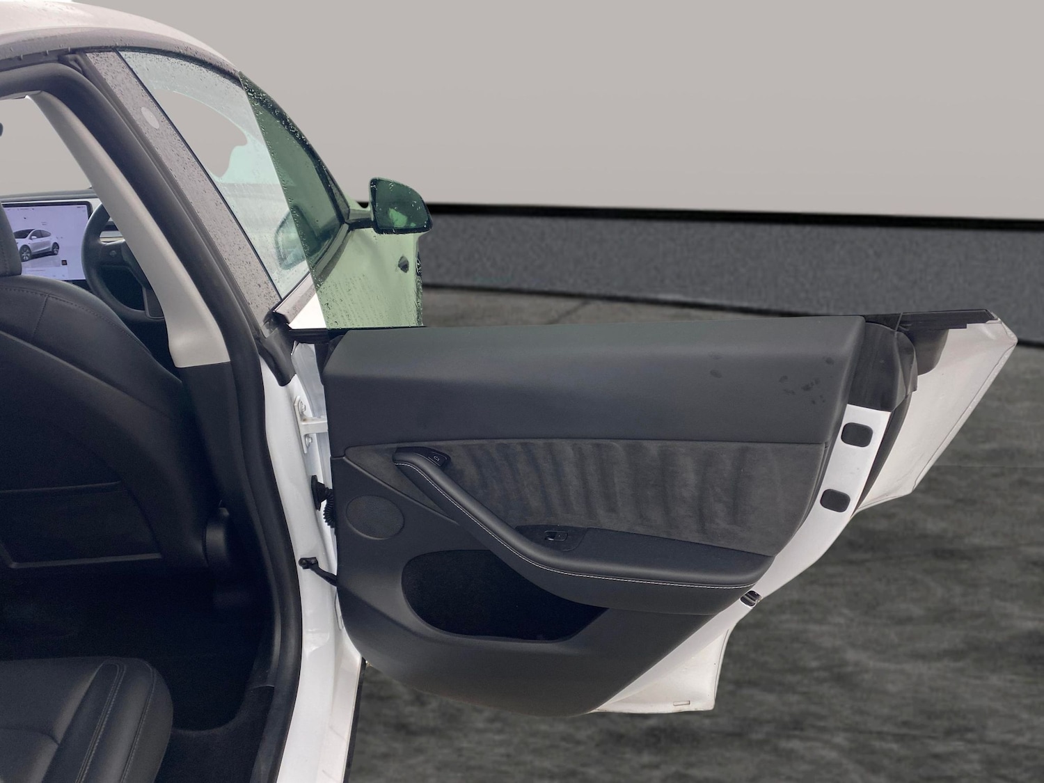 Used Tesla Model Y 2023 for sale - 77778897: Photo 25