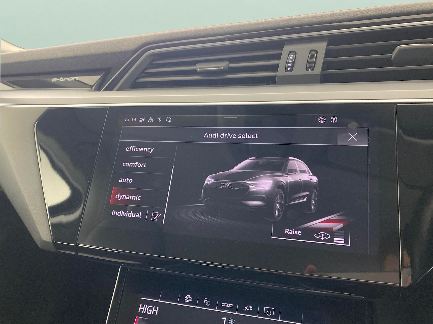 Used Audi e-tron 2022 for sale - 78075151: Photo 16