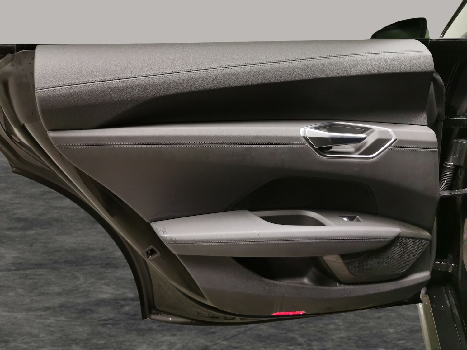 Used Audi e-tron GT 2022 for sale - 77180405: Photo 26