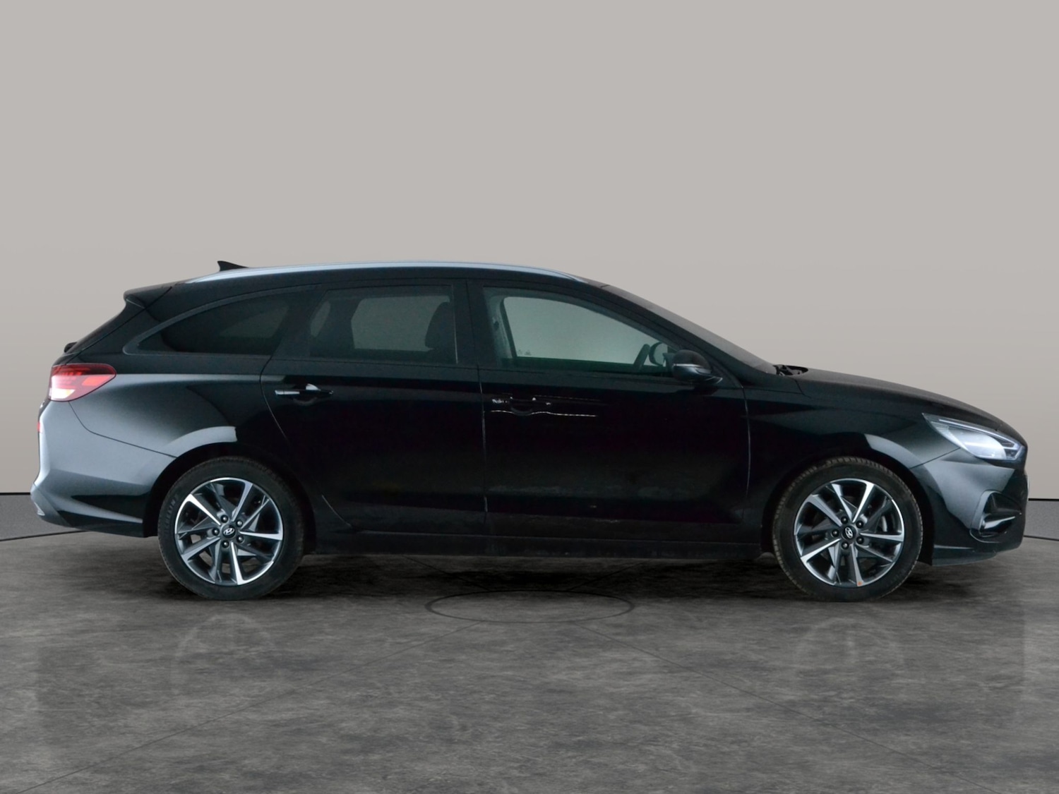 Used Hyundai i30 2022 for sale - 77629795: Photo 9