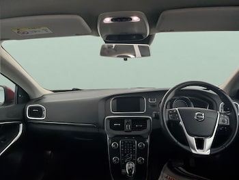 Used Volvo V40 2018 for sale - 78616289: Photo