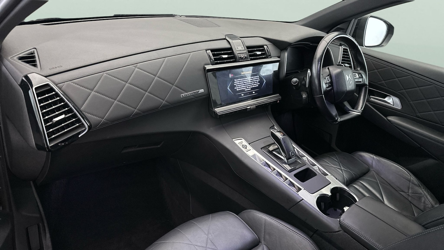 Used DS Automobiles DS 7 Crossback 2018 for sale - 77234316: Photo 13