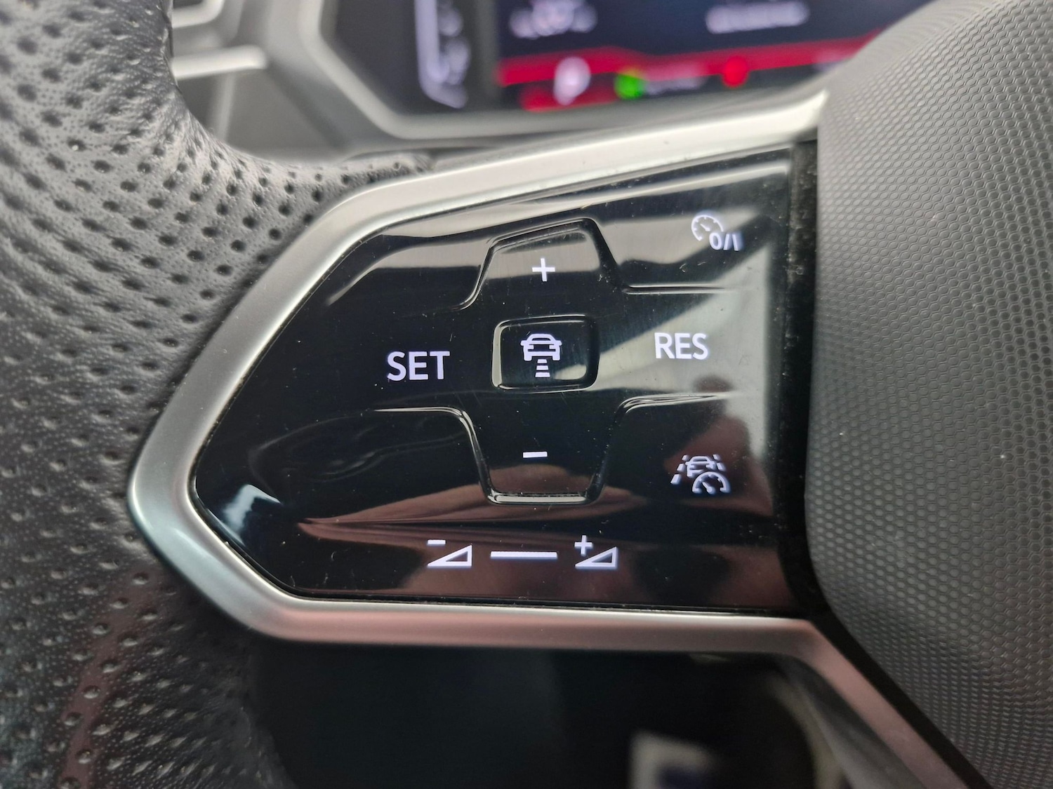 Used Volkswagen Tiguan 2023 for sale - 78079306: Photo 16